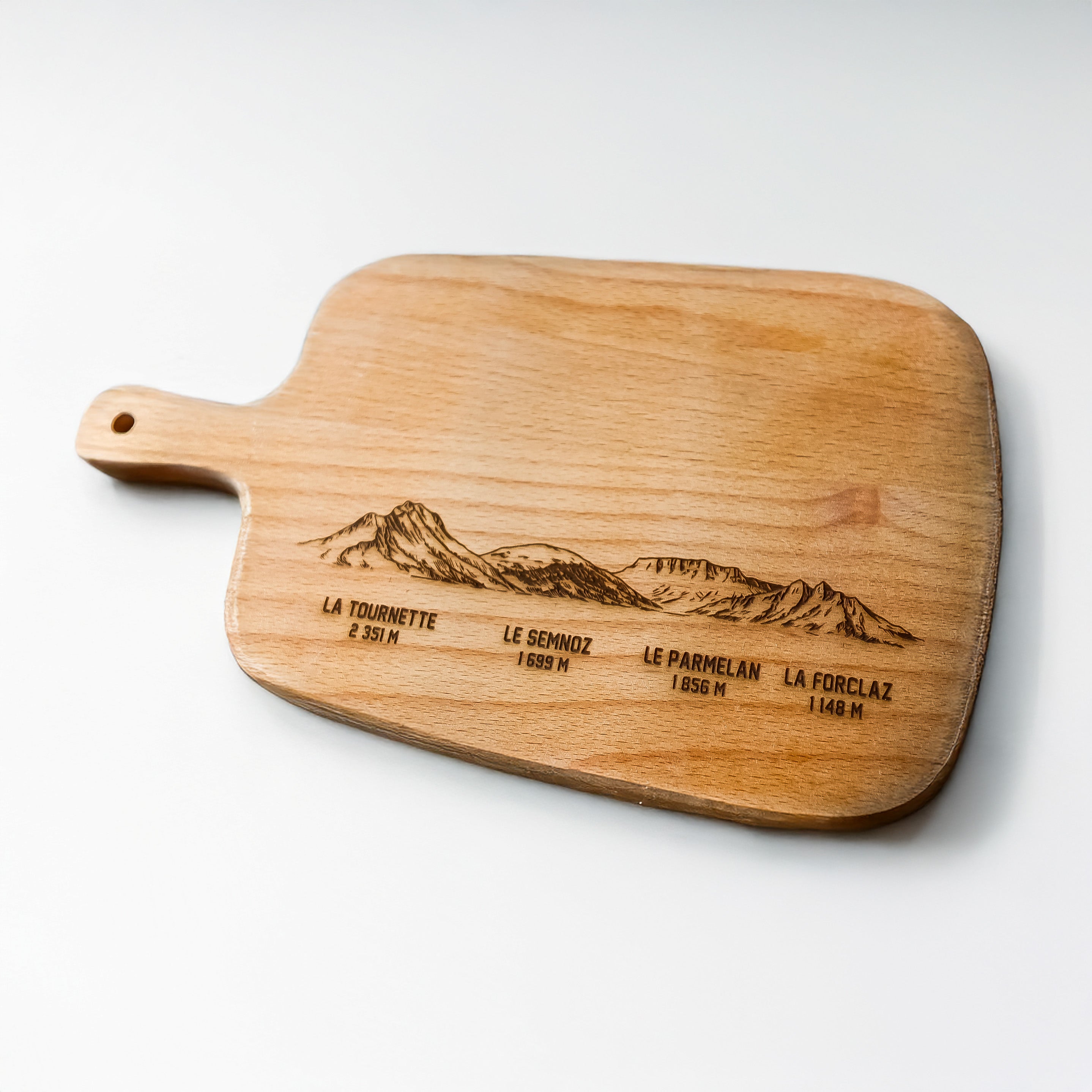 Planche en bois gravée – Sommets d’Annecy | La Tournette, Semnoz, Parmelan, Forclaz